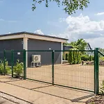 Family Garden House With Free Private Parking & Playground