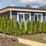 Family Garden House With Free Private Parking & Playground Semesterbostad