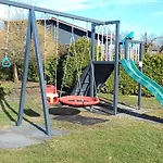 Family Garden House With Free Private Parking & Playground