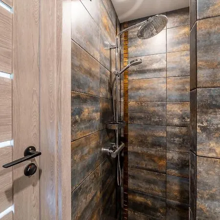 Family Garden House With Free Private Parking & Playground * Ρίγα