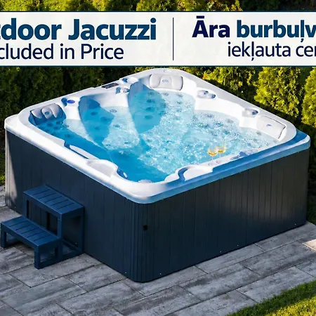 Holiday home Family Garden House With Outdoor Jacuzzi, Free Parking, Playground, Bbq And Ac Riga
