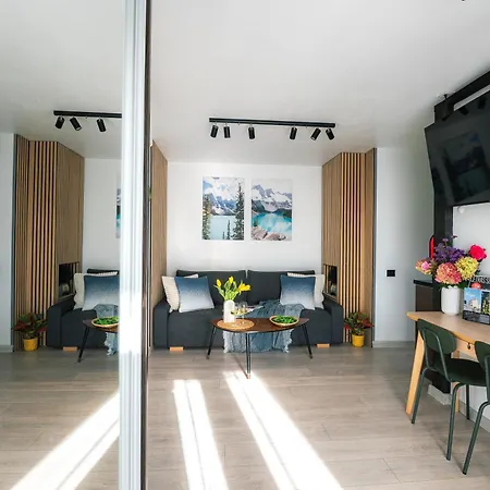 Family Garden House With Outdoor Jacuzzi, Free Parking, Playground, Bbq And Ac * Riga