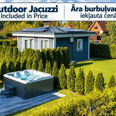 Family Garden House With Outdoor Jacuzzi, Free Parking, Playground, Bbq And Ac Holiday home