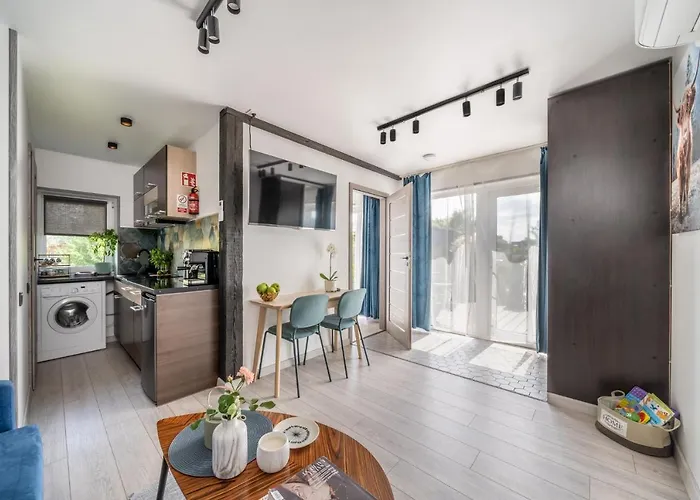 Family Garden House With Free Private Parking & Playground Riga