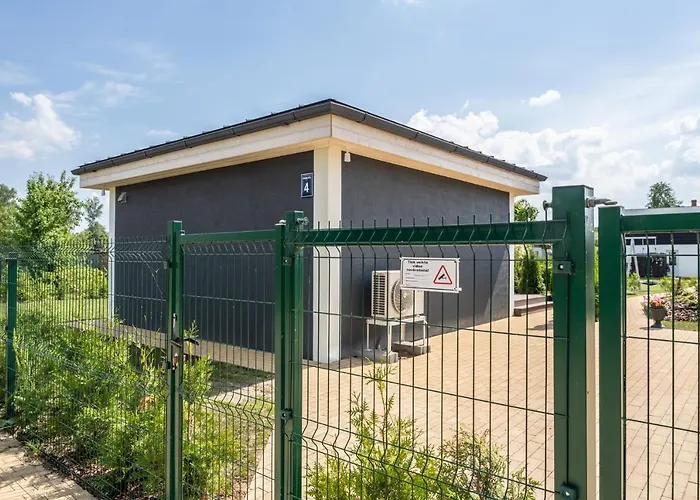 Holiday home Family Garden House With Free Private Parking & Playground