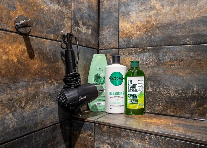 度假居 Family Garden House With Free Private Parking & Playground 里加