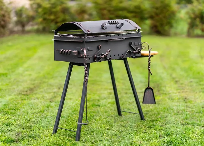 Family Garden House With Free Private Parking & Playground * 里加