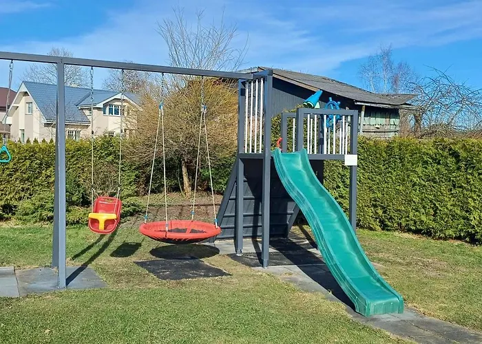 度假居 Family Garden House With Free Private Parking & Playground